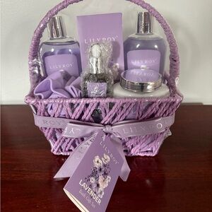 Lavender Bath & Body Gift Set - Purple